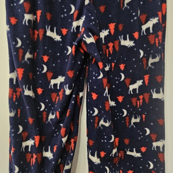 Eddie Bauer Pajamas Size M (10/12) Kids with Moose and trees. - Picture 8 of 10